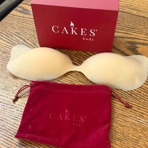 CAKES cleavage bra™ Adhesive Nude/Honey Size OG (B-C-D)